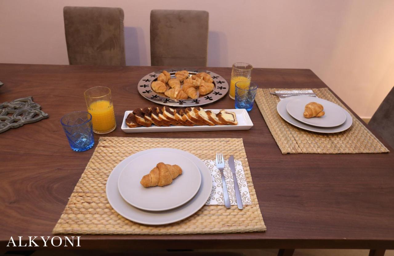 Melma Properties- Alkyoni Apartment By The Sea In Pireus Eksteriør bilde