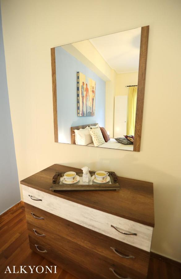 Melma Properties- Alkyoni Apartment By The Sea In Pireus Eksteriør bilde